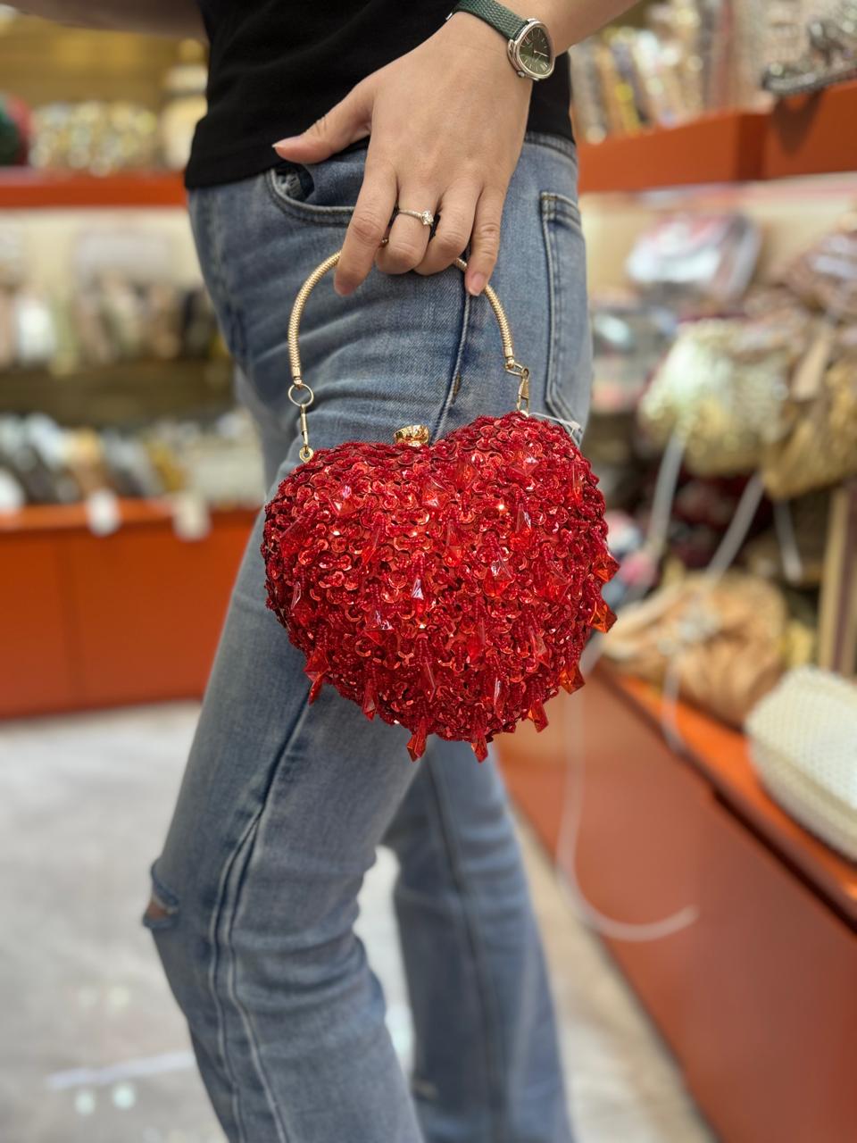 Heart sling bag