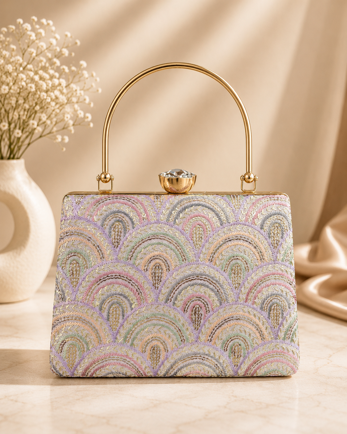 CHIKANKARI CLUTCH