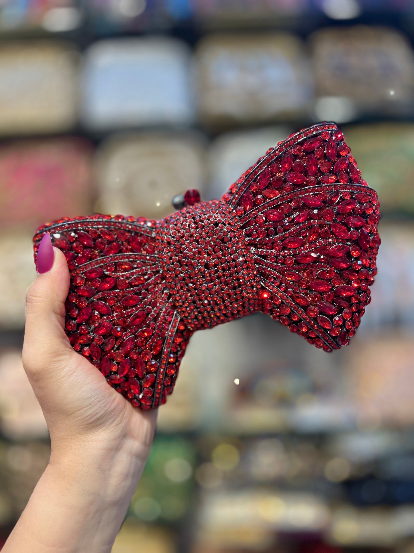 RED BOW