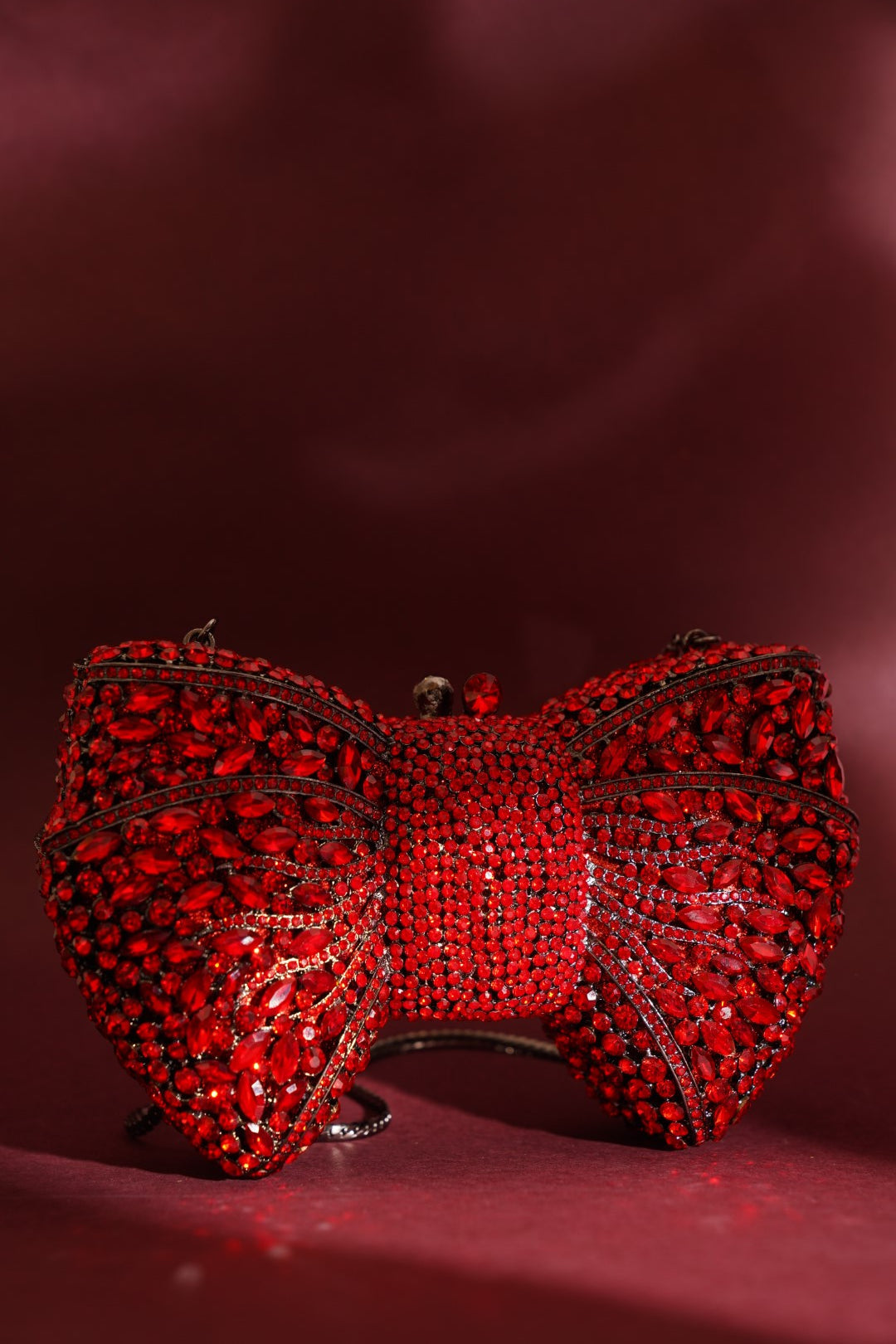 RED BOW