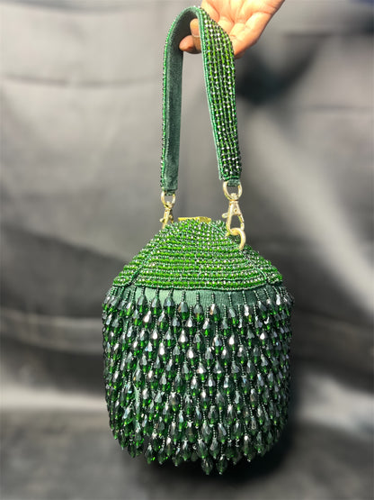 MAHIRA CRYSTAL