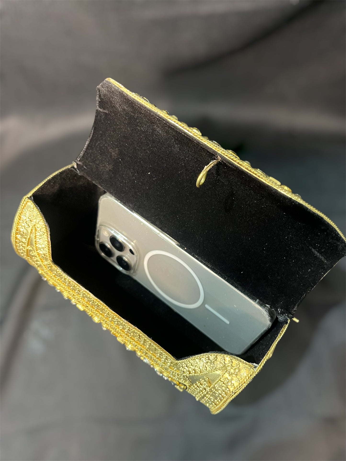 KUNDAN CLUTCH
