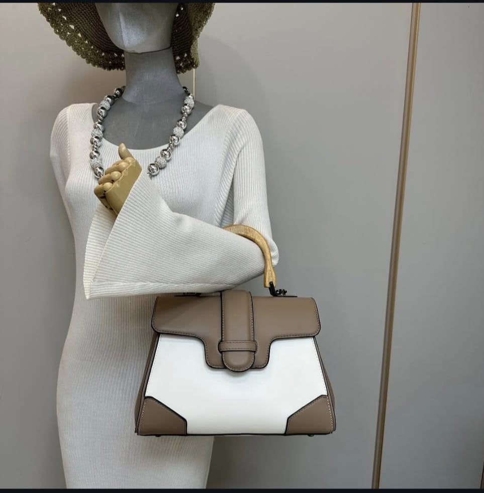 CHRIS BAG
